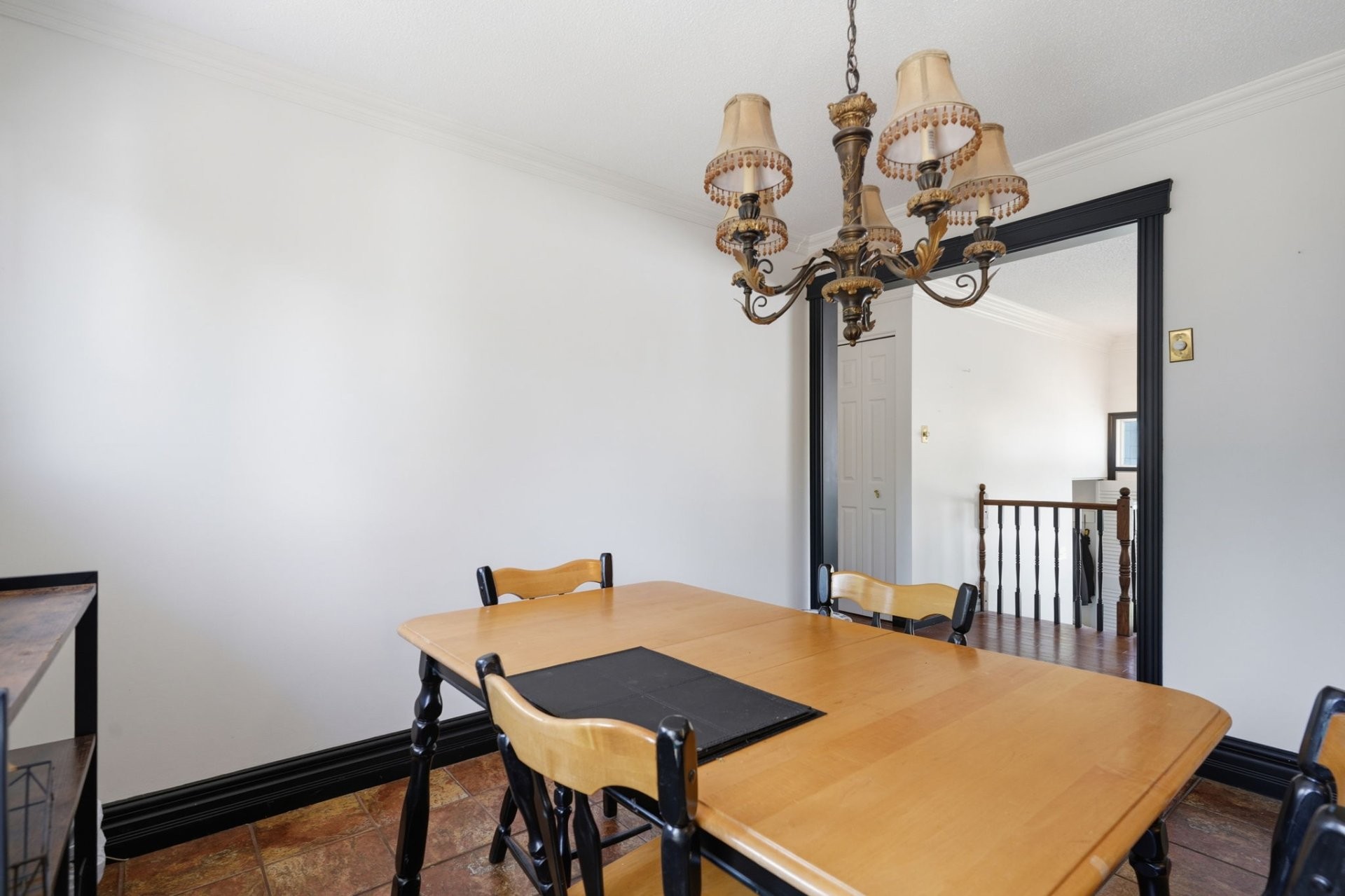 









6


Rue Paquin

,
Gatineau (Gatineau),




QC
J8V1E1

