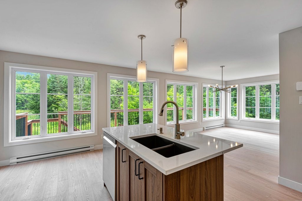 









44


Ch. Davidson

,
Chelsea,




QC
J9B2H1

