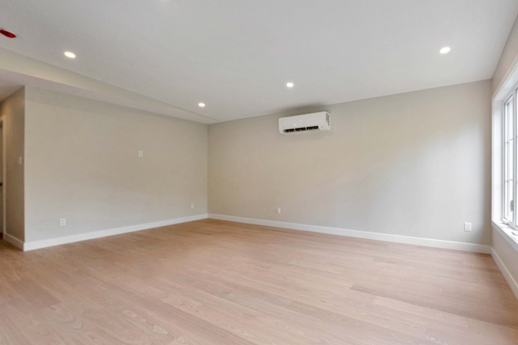 









44


Ch. Davidson

,
Chelsea,




QC
J9B2H1

