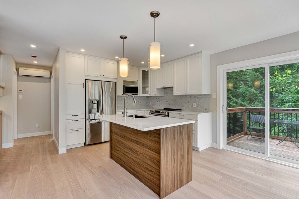 









44


Ch. Davidson

,
Chelsea,




QC
J9B2H1

