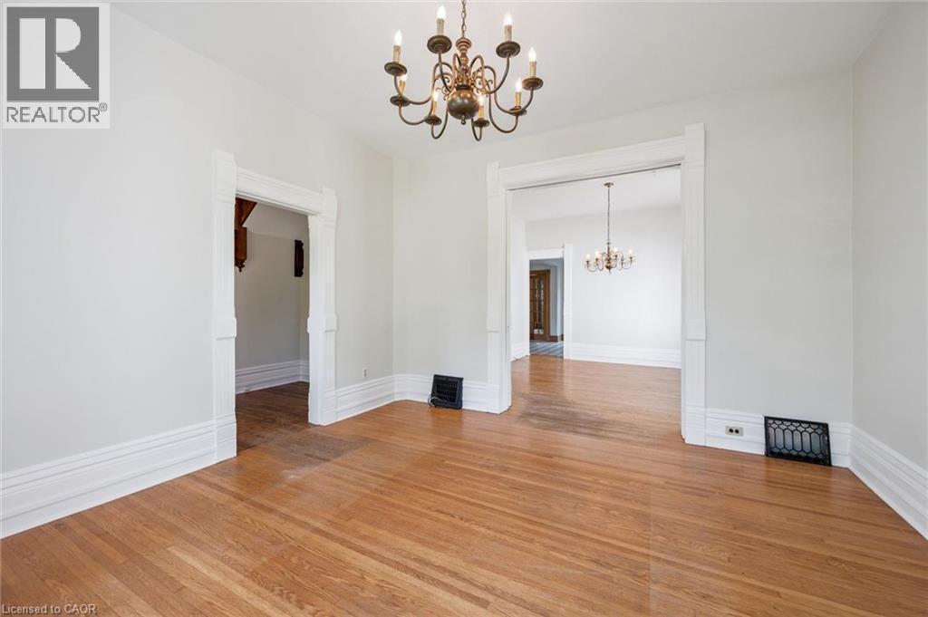 












5 WEST Street

,
Milverton,




Ontario
N0K1M0

