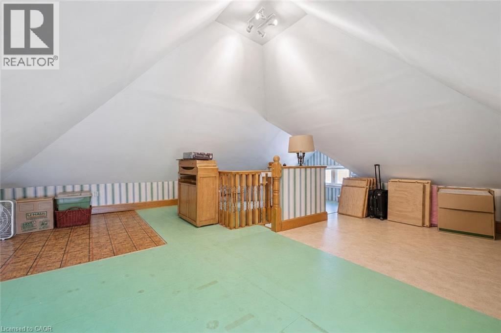 












5 WEST Street

,
Milverton,




Ontario
N0K1M0

