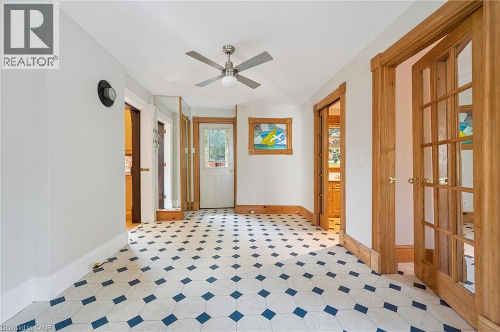 












5 WEST Street

,
Milverton,




Ontario
N0K1M0

