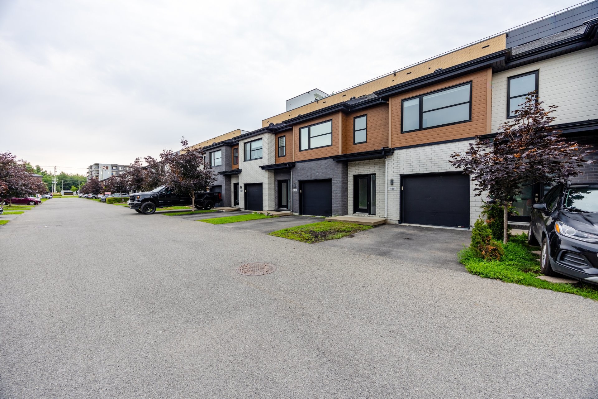 









18261


Rue de Chenonceau

,
Mirabel,




QC
J7J0S3

