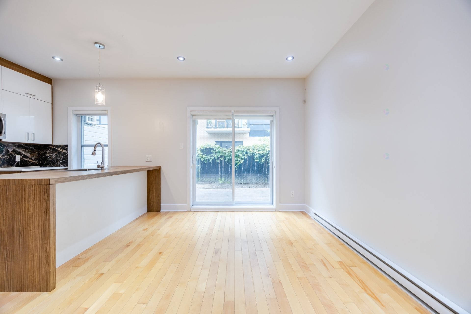 









18261


Rue de Chenonceau

,
Mirabel,




QC
J7J0S3

