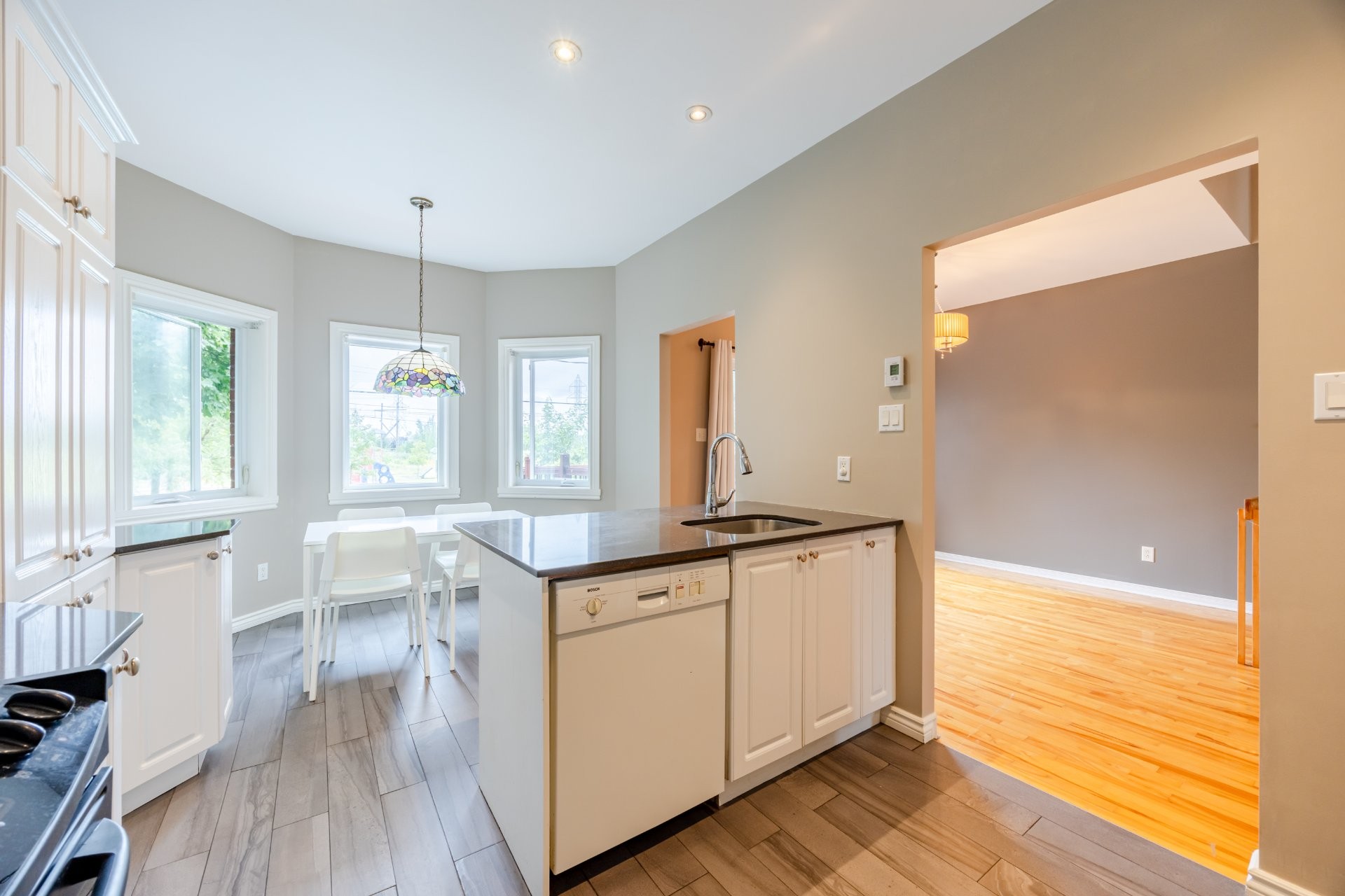 









55


Rue Picasso

,
La Prairie,




QC
J5R6M9


