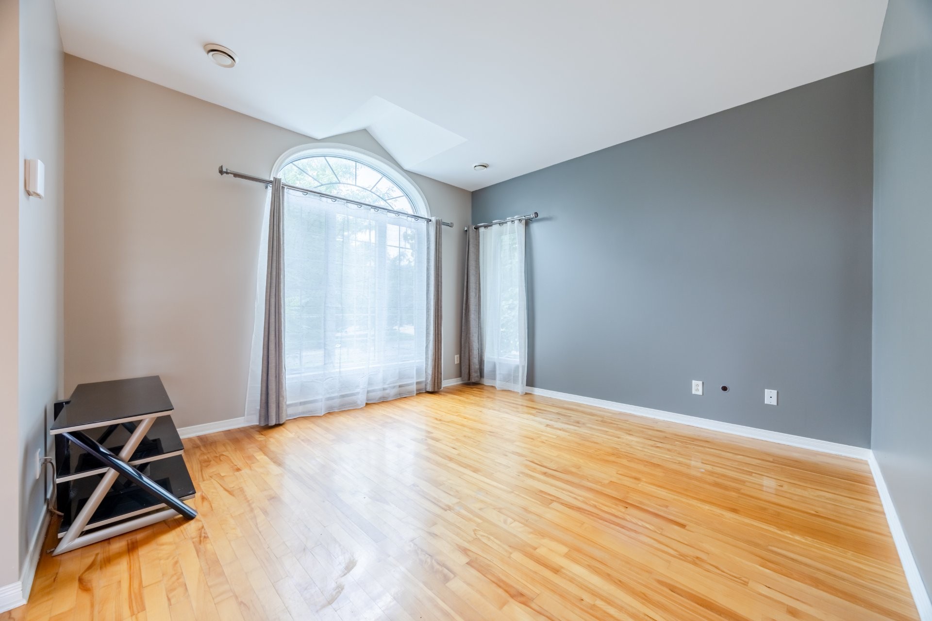 









55


Rue Picasso

,
La Prairie,




QC
J5R6M9

