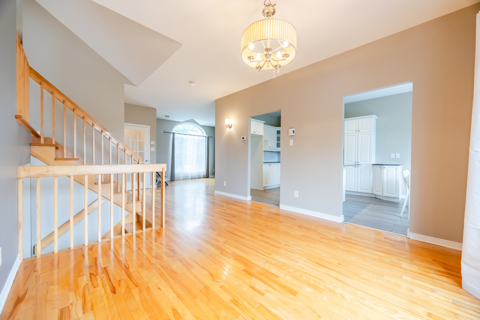 









55


Rue Picasso

,
La Prairie,




QC
J5R6M9

