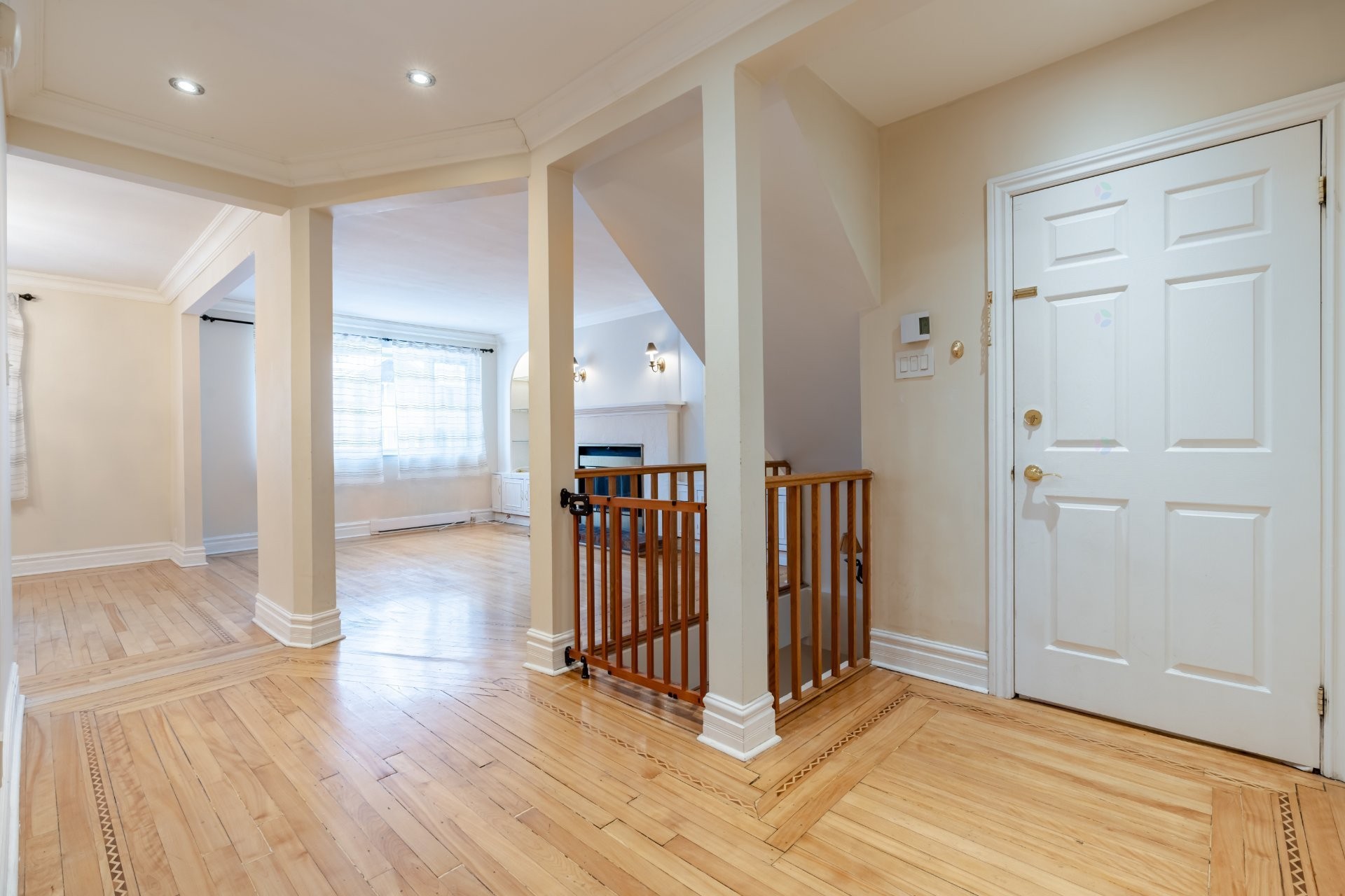 









181


Rue Dufferin

,
Hampstead,




QC
H3X2Y2

