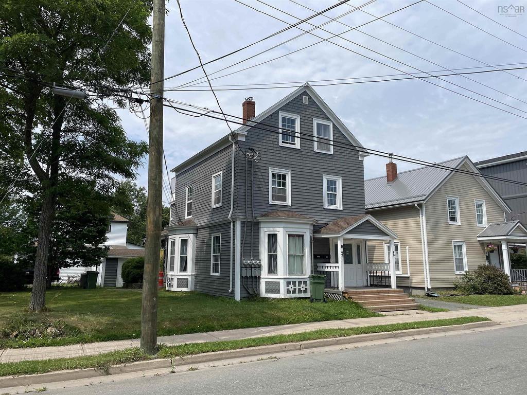 












40 King Street

,
Truro,




NS
B2N 3K6

