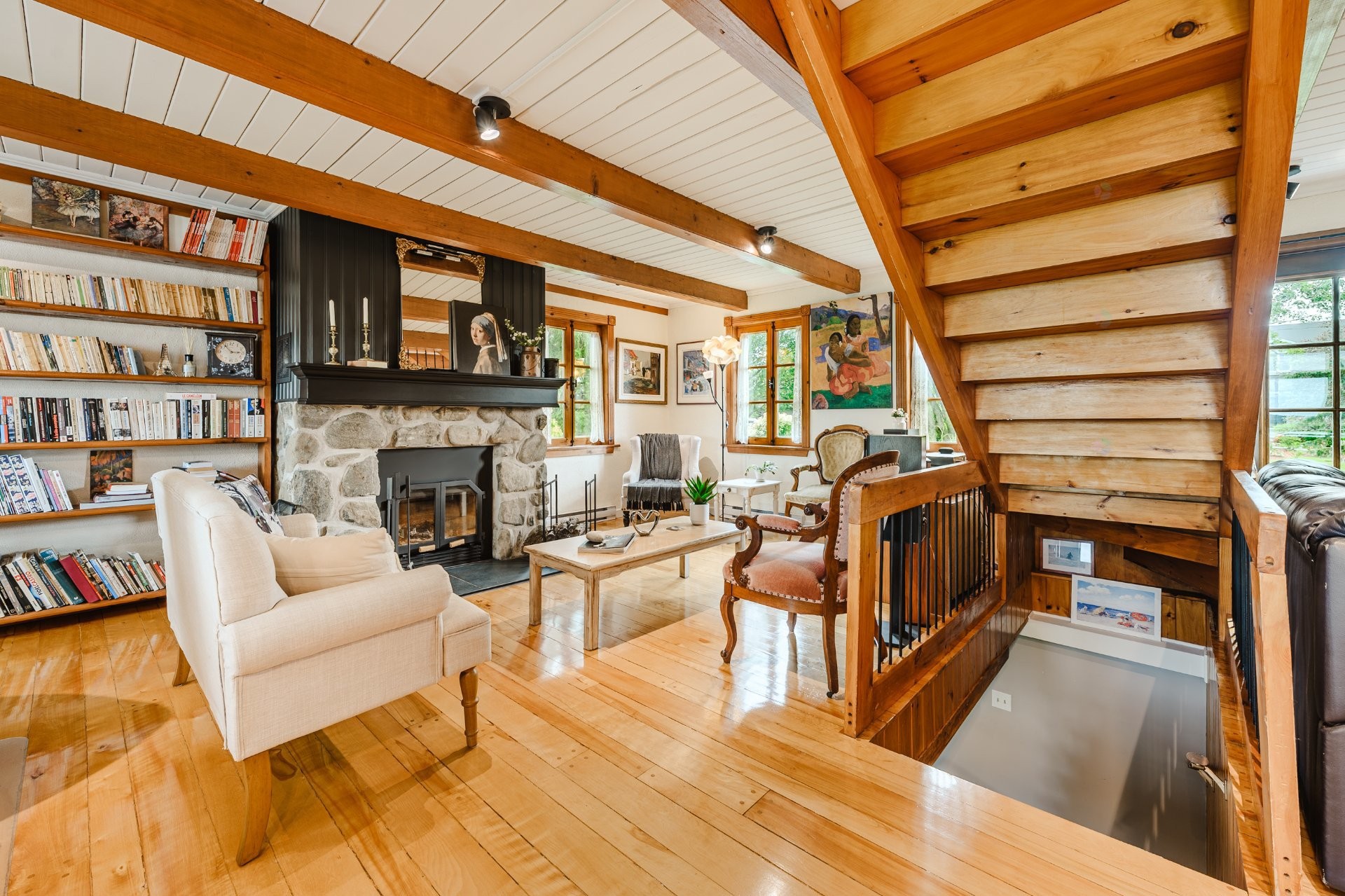 









385


Mtée du Pré-Vert

,
Beloeil,




QC
J3G0X9

