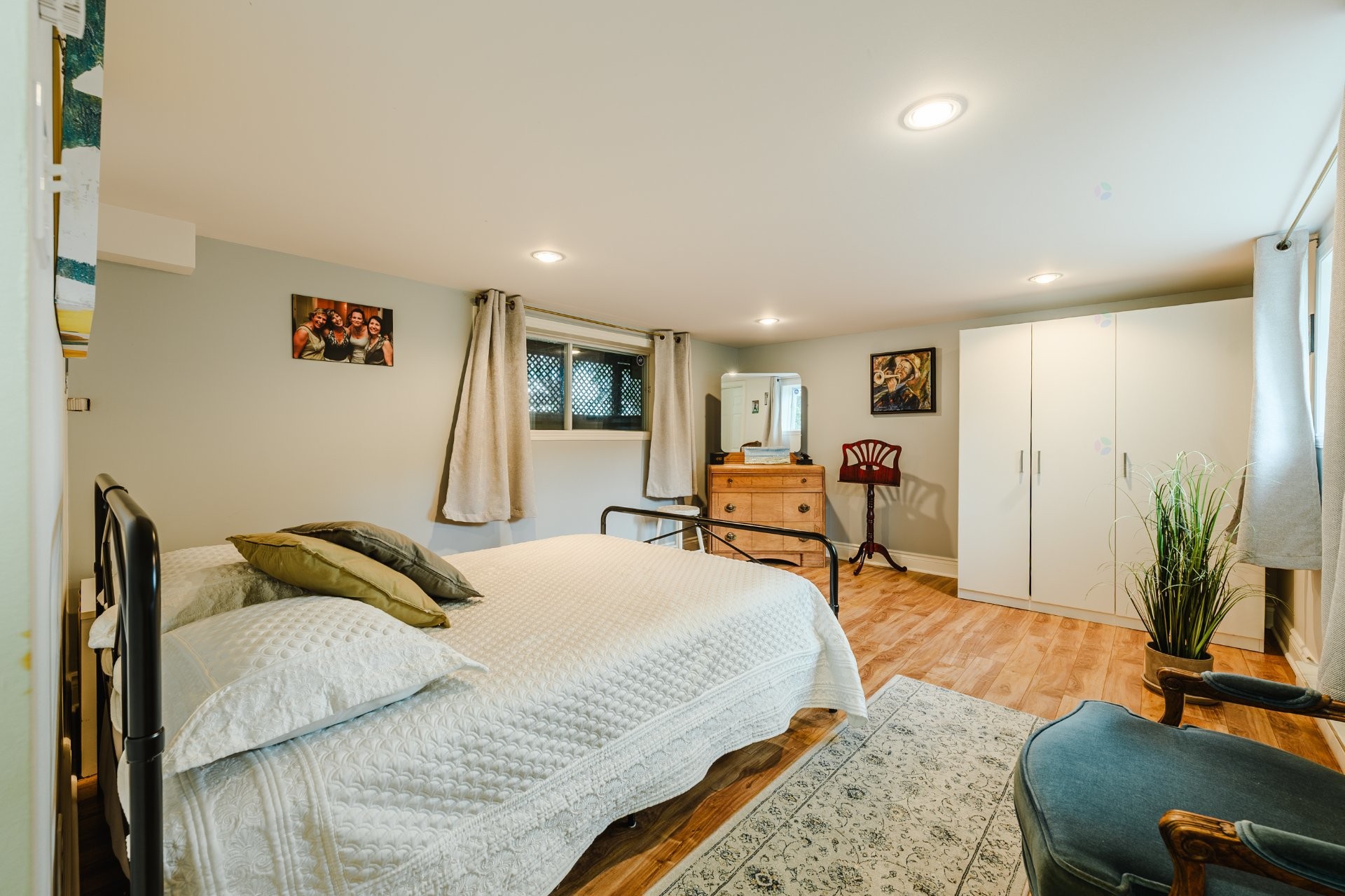 









385


Mtée du Pré-Vert

,
Beloeil,




QC
J3G0X9

