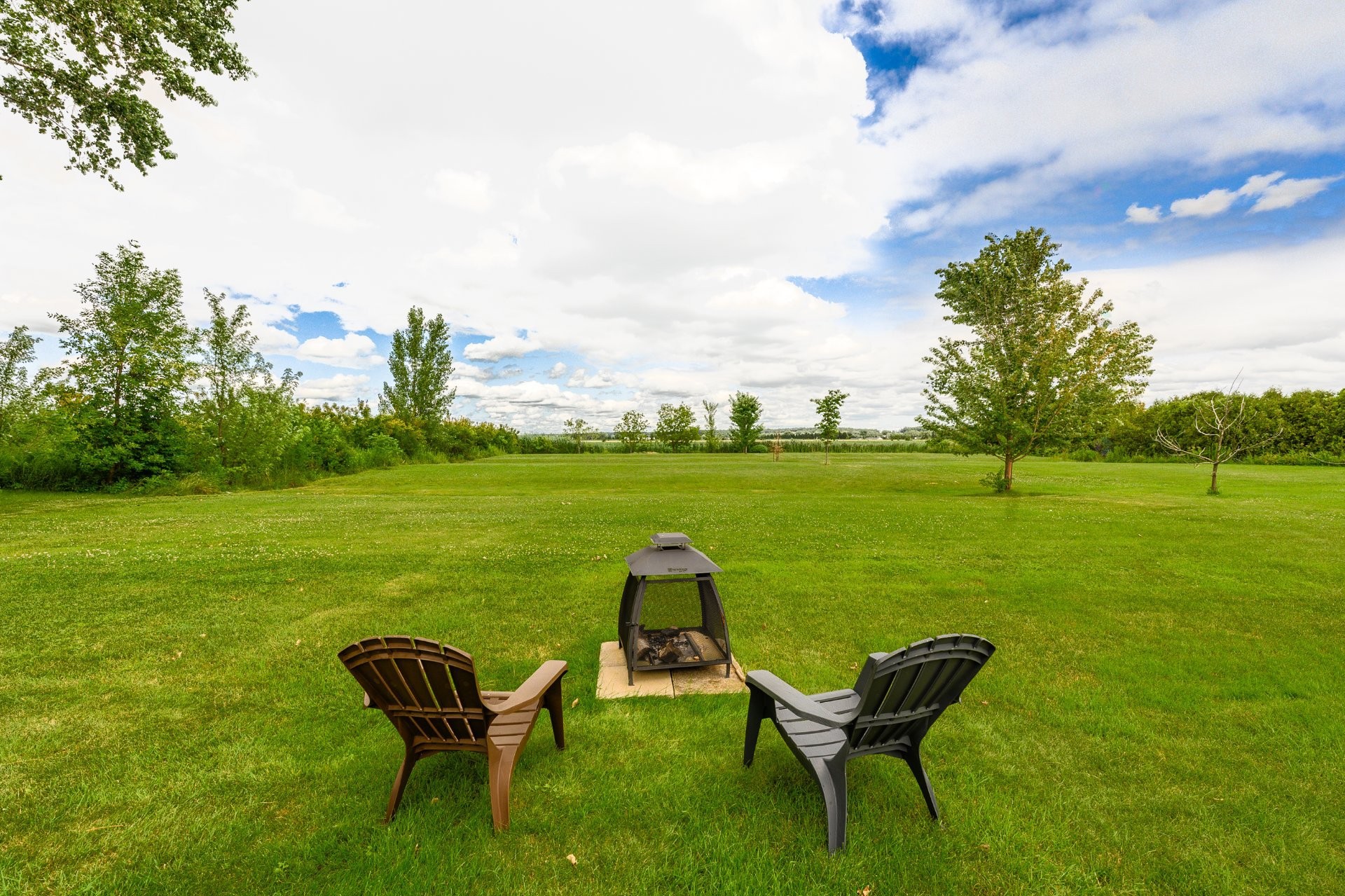









385


Mtée du Pré-Vert

,
Beloeil,




QC
J3G0X9

