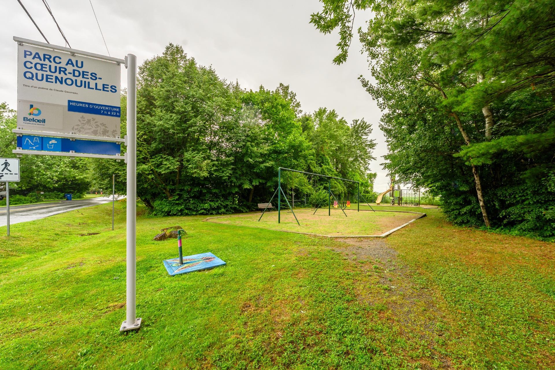 









385


Mtée du Pré-Vert

,
Beloeil,




QC
J3G0X9

