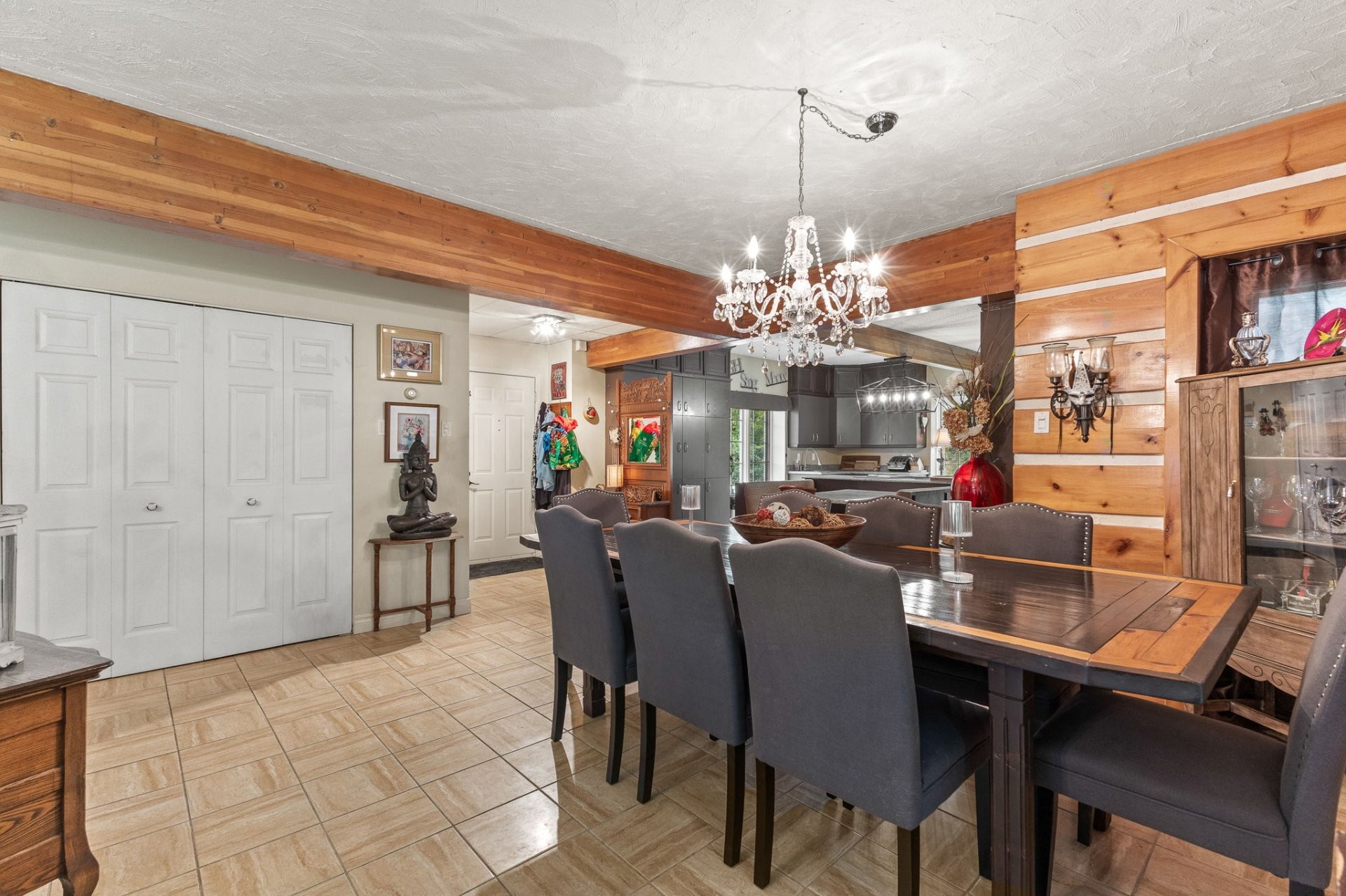 









370


Ch. St-Antoine

,
Val-des-Monts,




QC
J8N7H9

