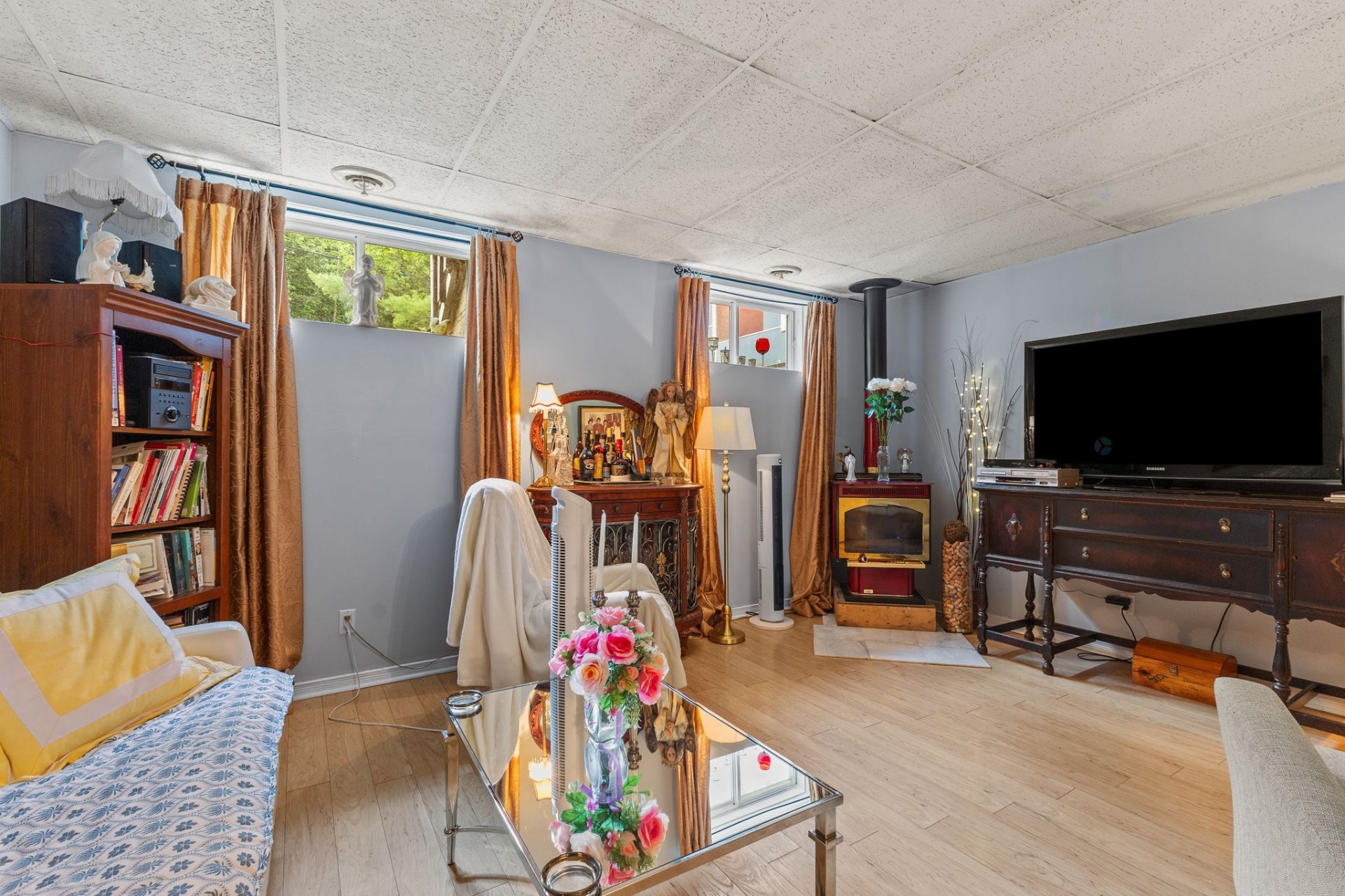 









370


Ch. St-Antoine

,
Val-des-Monts,




QC
J8N7H9

