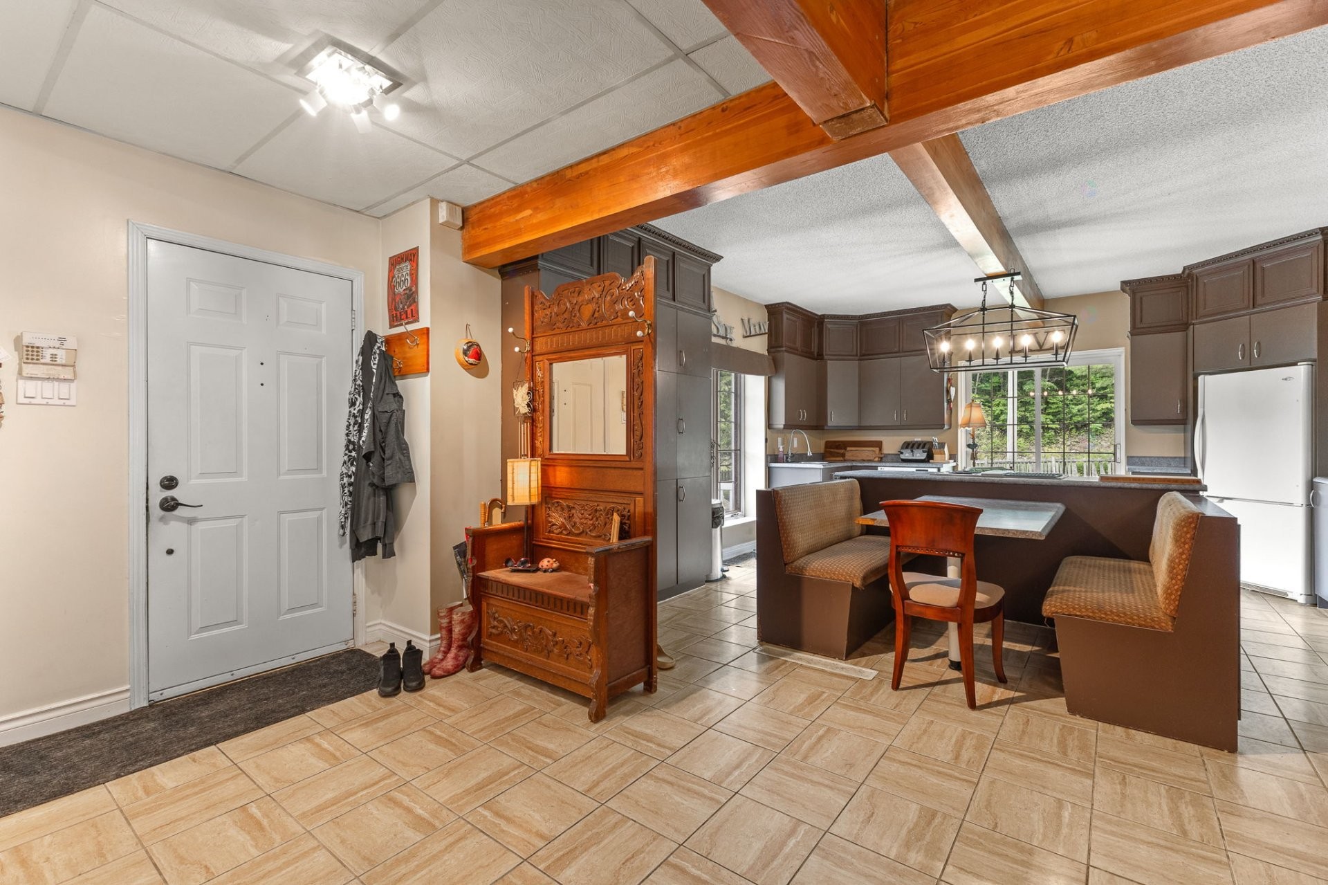 









370


Ch. St-Antoine

,
Val-des-Monts,




QC
J8N7H9

