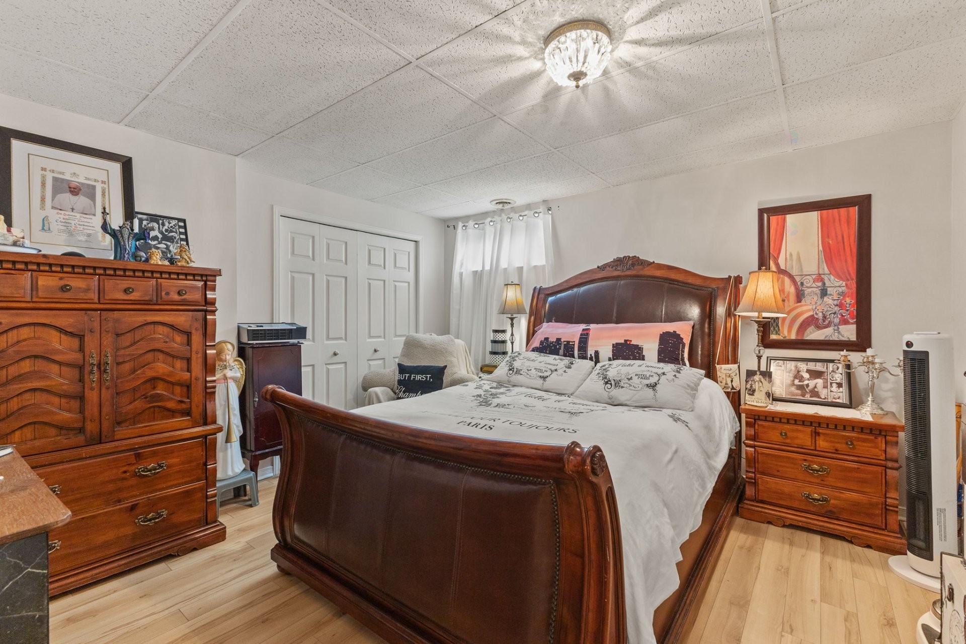 









370


Ch. St-Antoine

,
Val-des-Monts,




QC
J8N7H9

