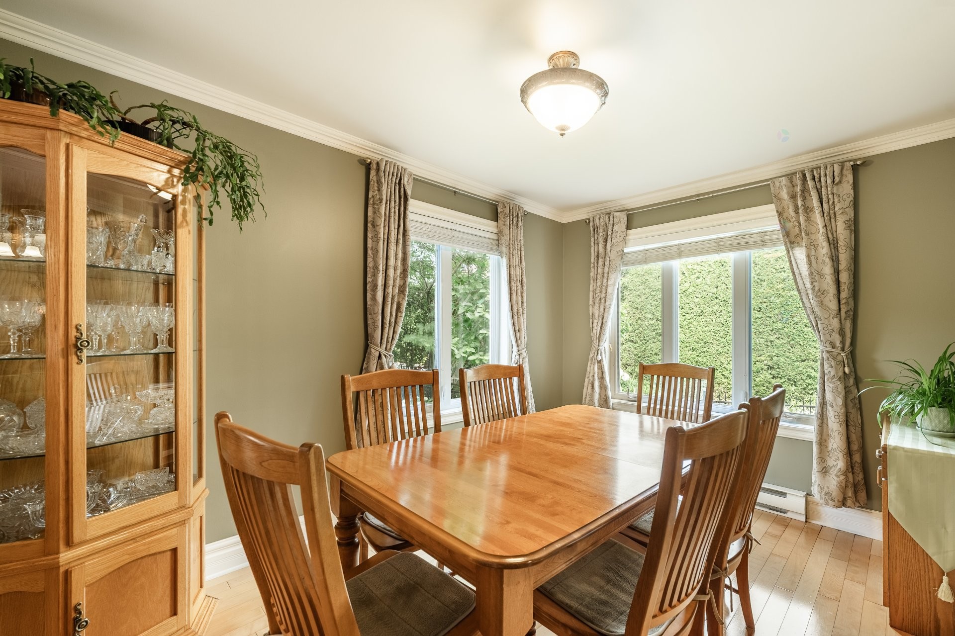 









117


Rue Jean-De Ronceray

,
Carignan,




QC
J3L6L8

