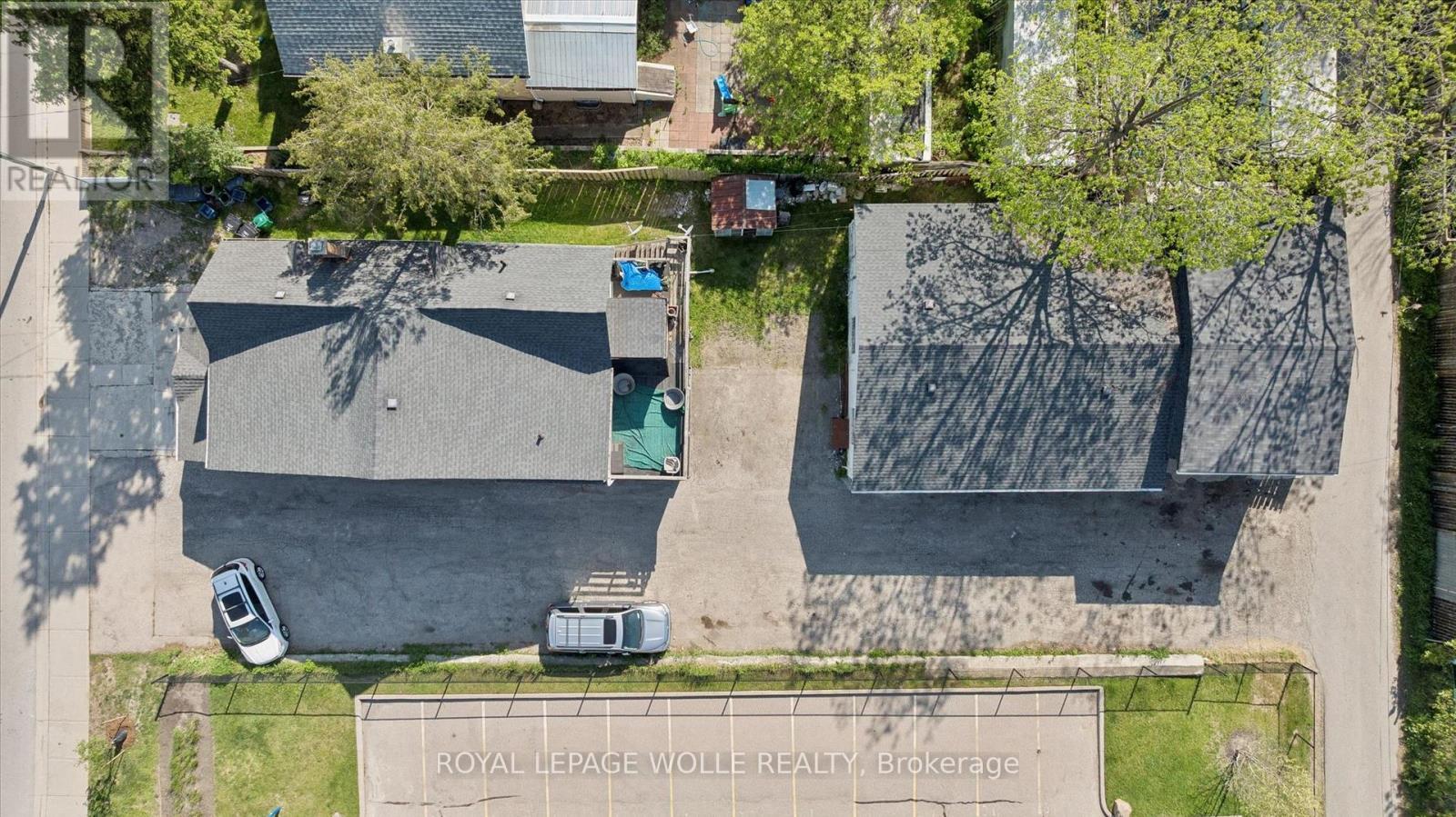 












202 BREITHAUPT STREET

,
Kitchener,




Ontario
N2H5H4

