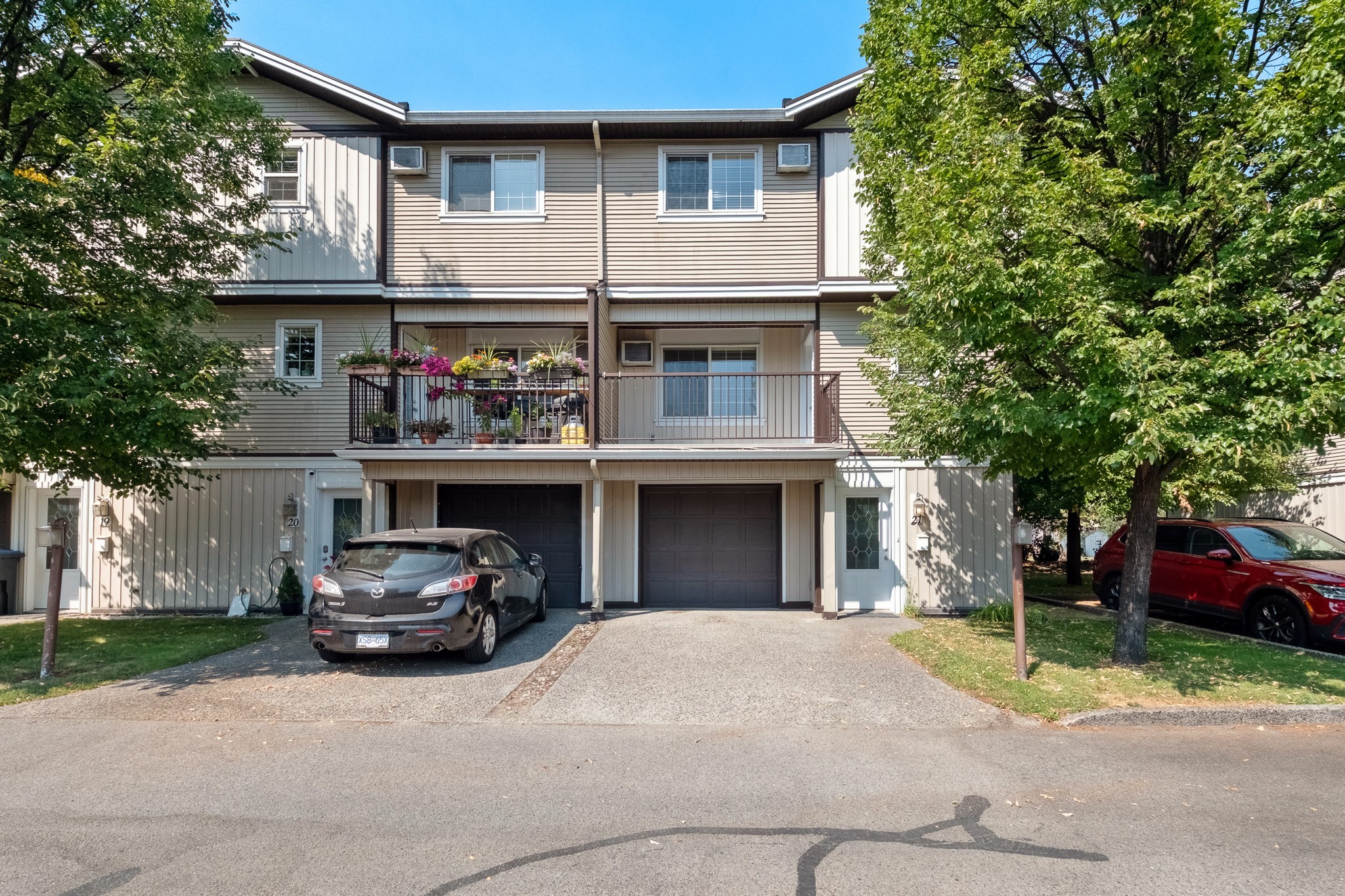 









124


Mills

Road, 21,
Kelowna,




BC
V1X 4G7

