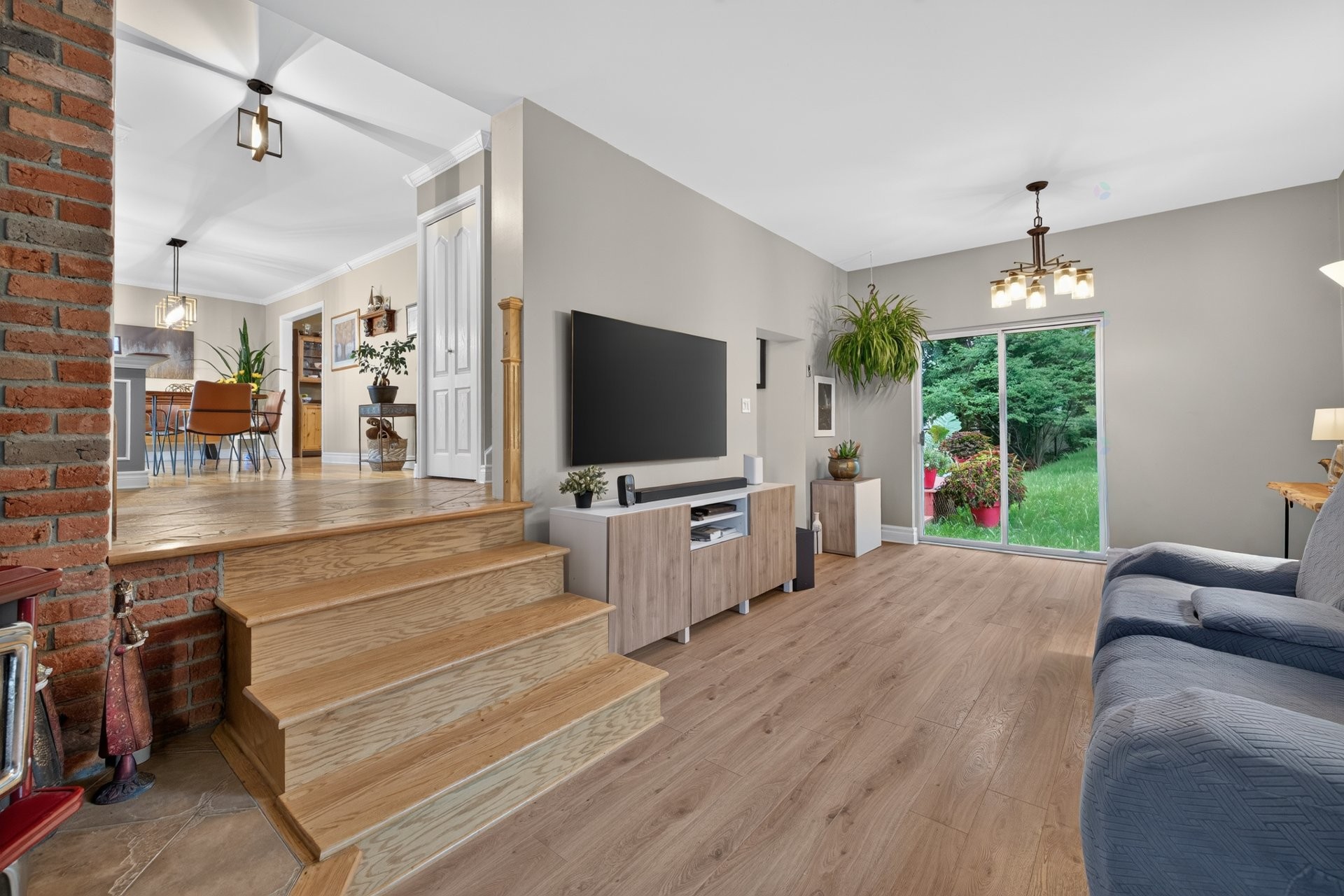 









49


Rue De Léry

,
Boucherville,




QC
J4B4K9

