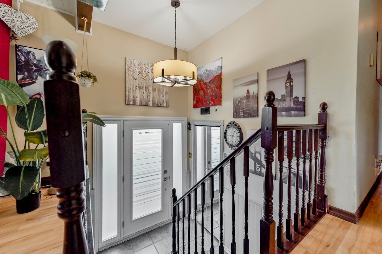 









1547


Rue Picasso

,
Beloeil,




QC
J3G4Z7

