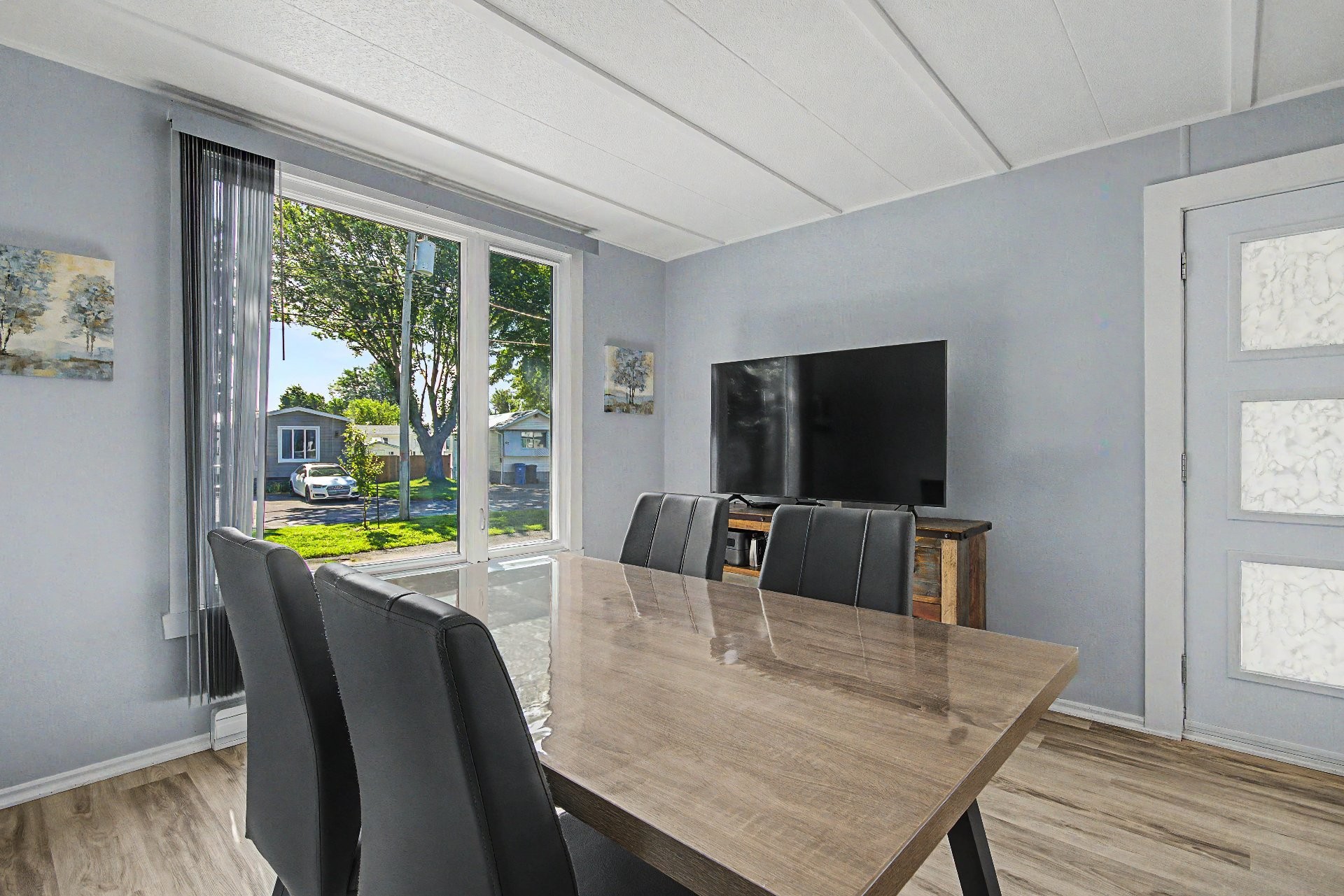 









3950


Boul. Sir-Wilfrid-Laurier

, 15,
Longueuil (Saint-Hubert),




QC
J3Y5Y9

