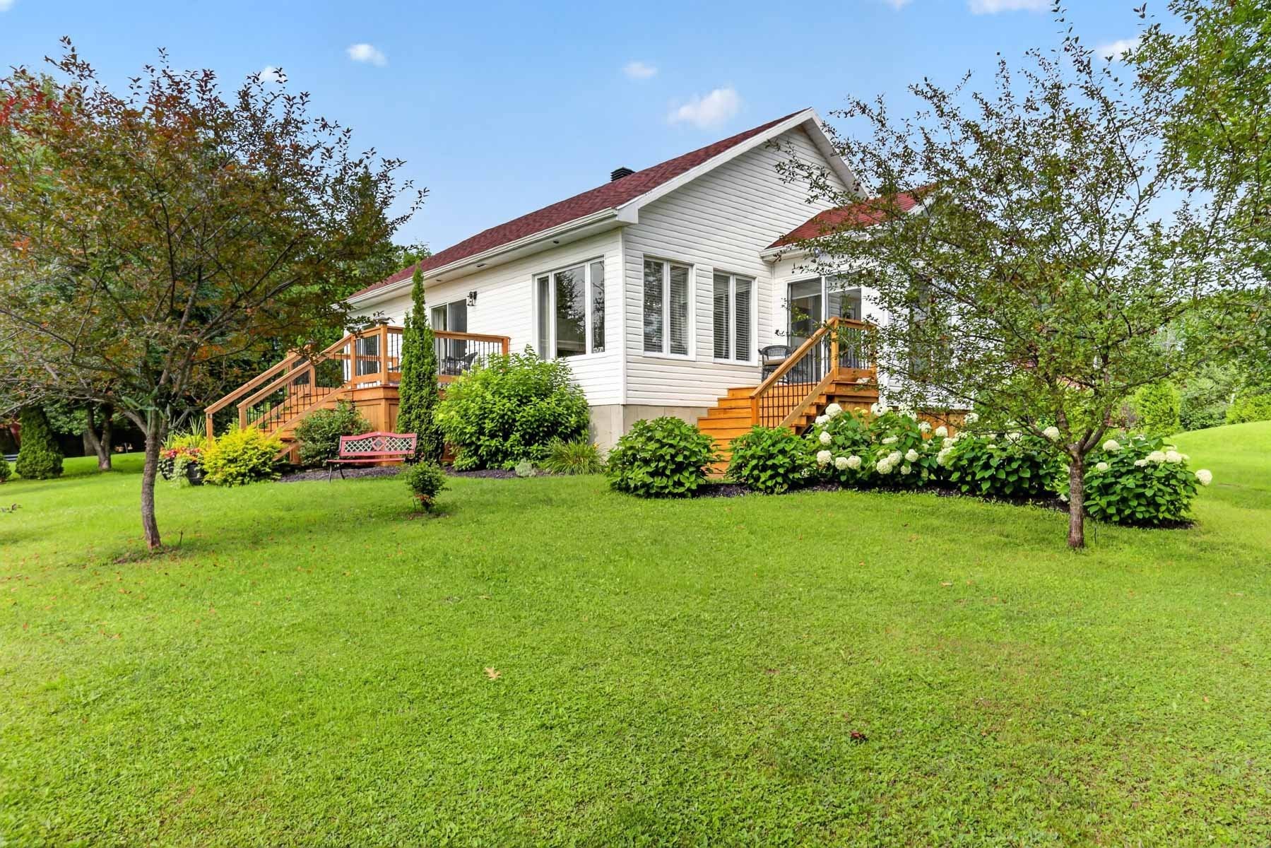 









470


11e Avenue

,
Saint-Tite,




QC
G0X3H0

