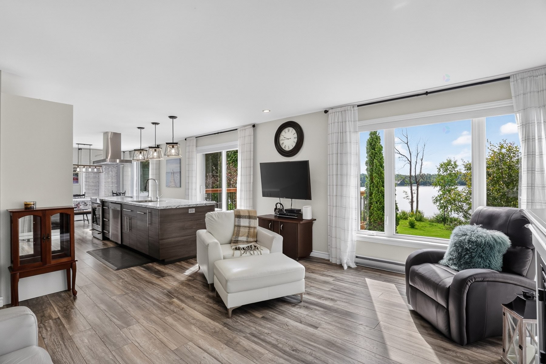 









470


11e Avenue

,
Saint-Tite,




QC
G0X3H0

