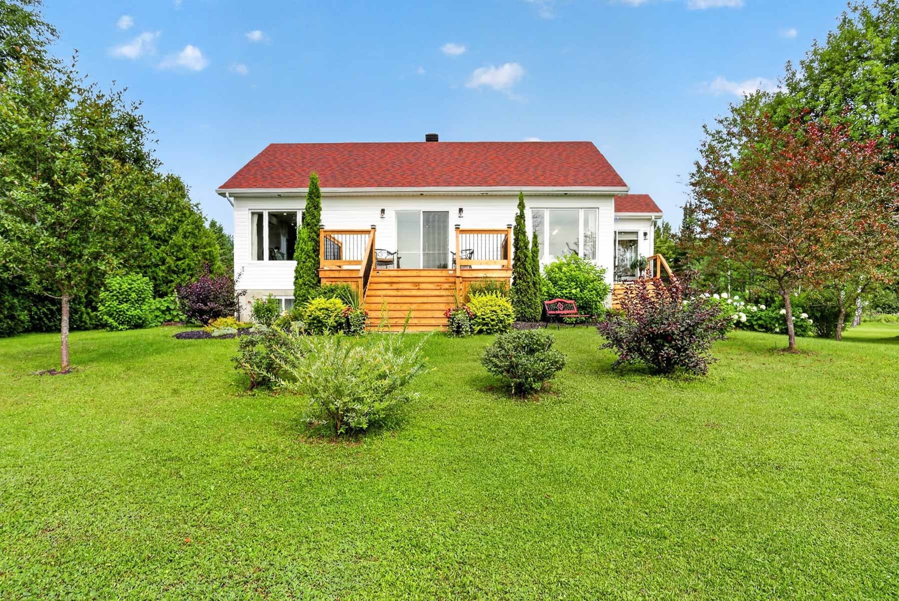 









470


11e Avenue

,
Saint-Tite,




QC
G0X3H0

