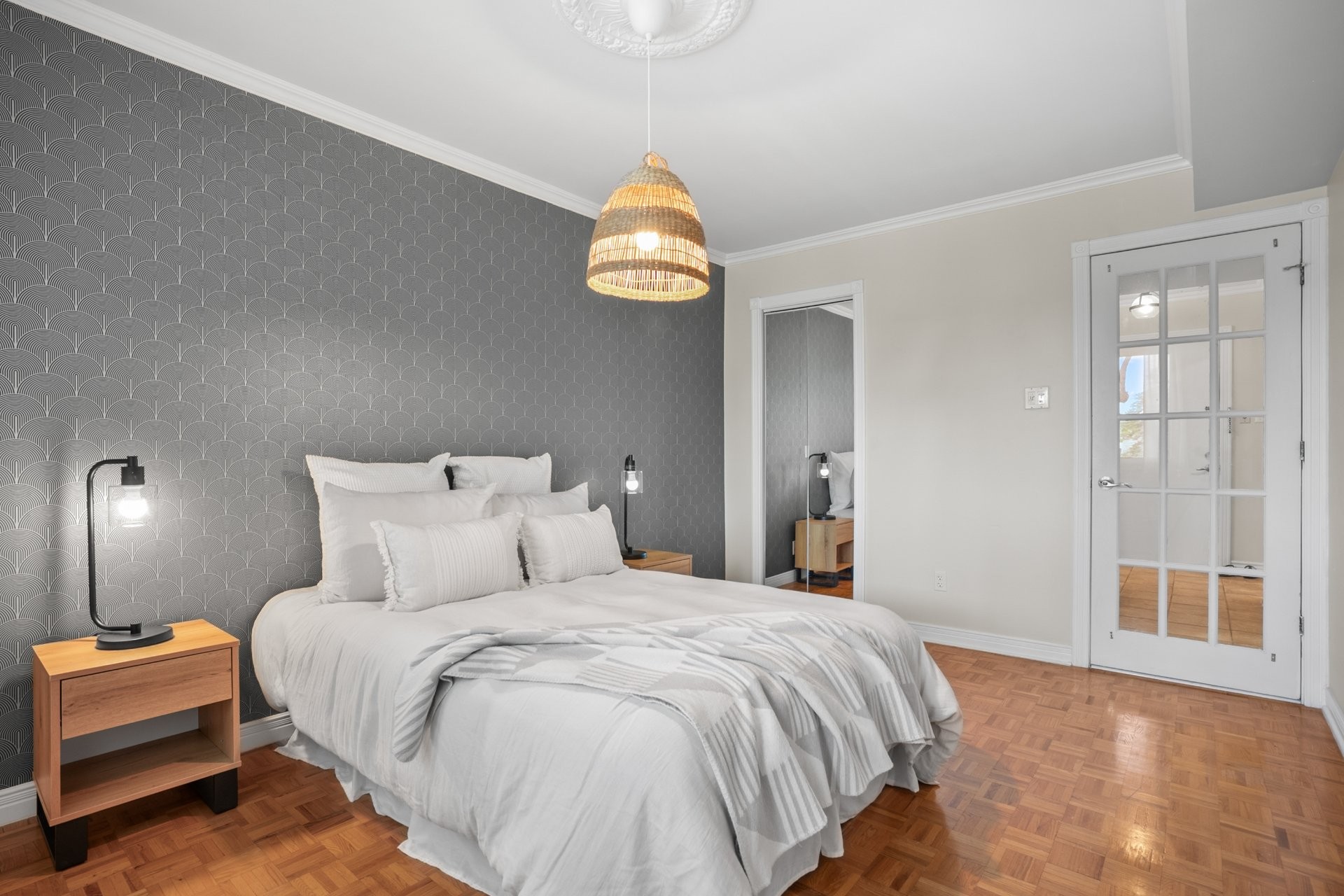 









1775


Rue Dunant

, 606,
Saint-Bruno-de-Montarville,




QC
J3V2Y3

