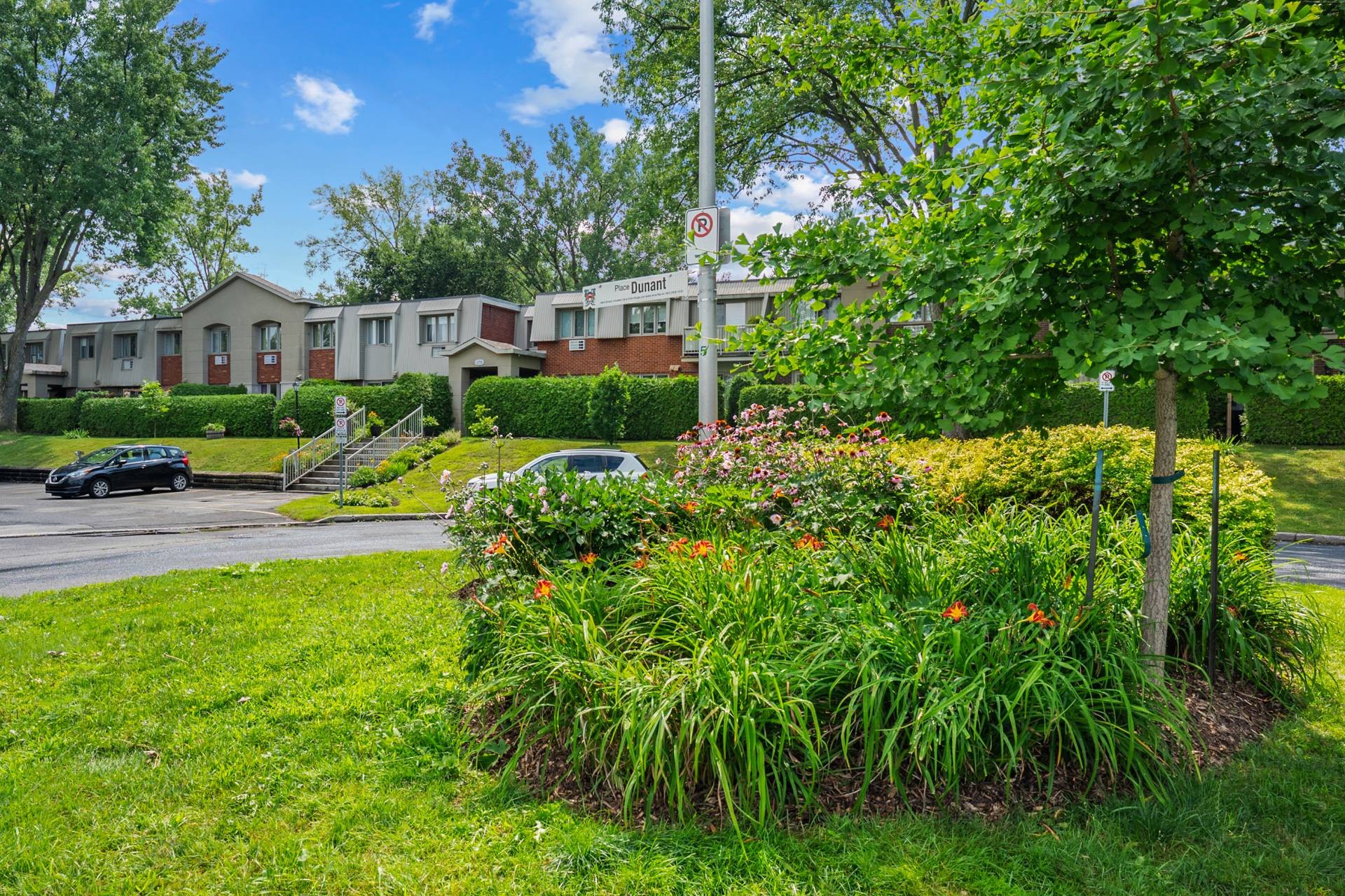 









1775


Rue Dunant

, 606,
Saint-Bruno-de-Montarville,




QC
J3V2Y3

