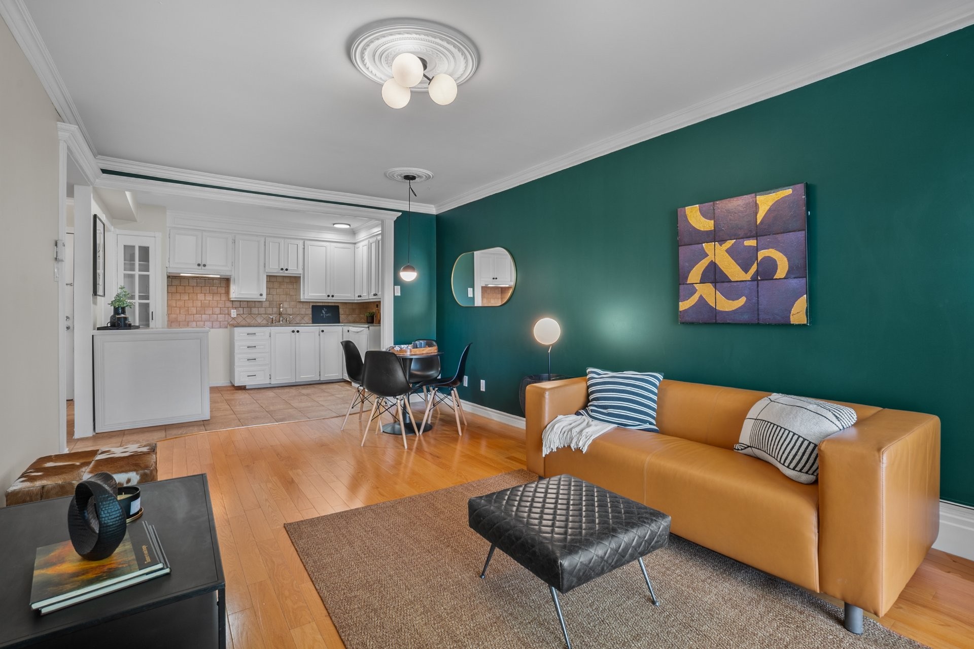 









1775


Rue Dunant

, 606,
Saint-Bruno-de-Montarville,




QC
J3V2Y3

