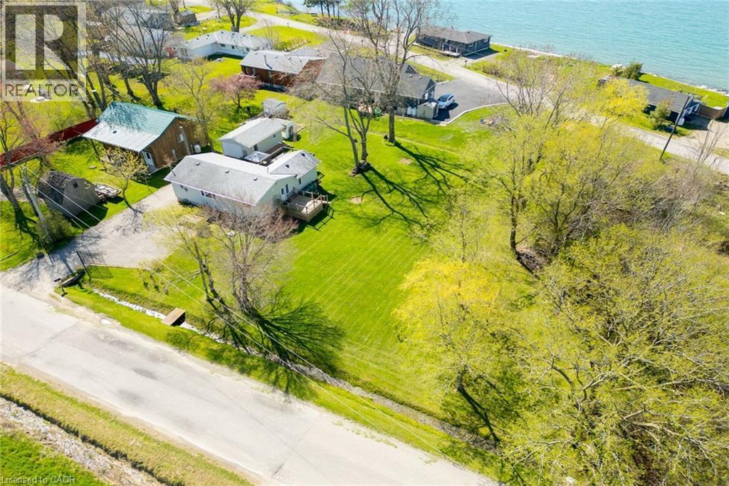 












2970 LAKESHORE Road

,
Dunnville,




Ontario
N1A2W8


