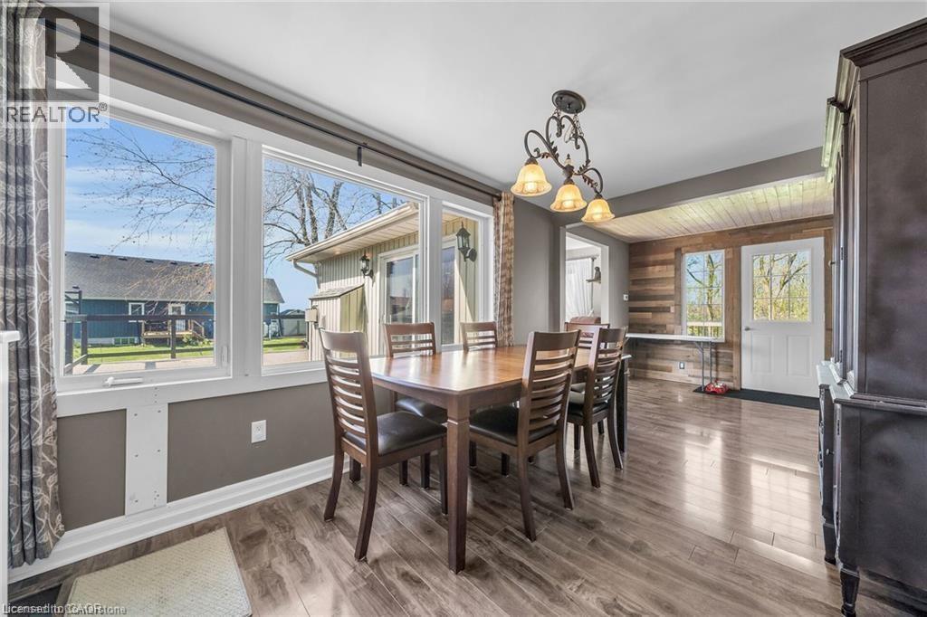 












2970 LAKESHORE Road

,
Dunnville,




Ontario
N1A2W8

