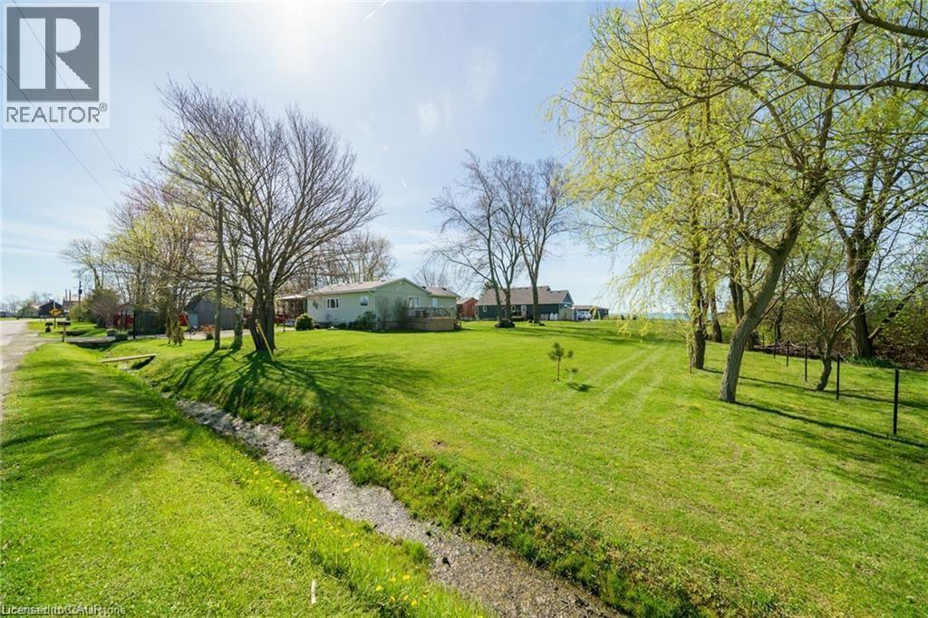 












2970 LAKESHORE Road

,
Dunnville,




Ontario
N1A2W8

