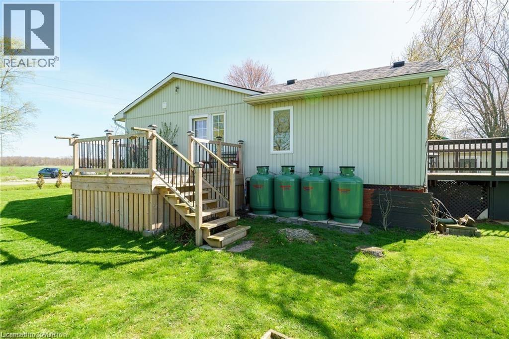 












2970 LAKESHORE Road

,
Dunnville,




Ontario
N1A2W8

