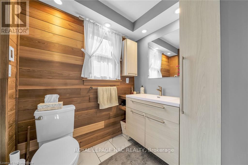












2970 LAKESHORE ROAD

,
Haldimand,




Ontario
N1A2W8

