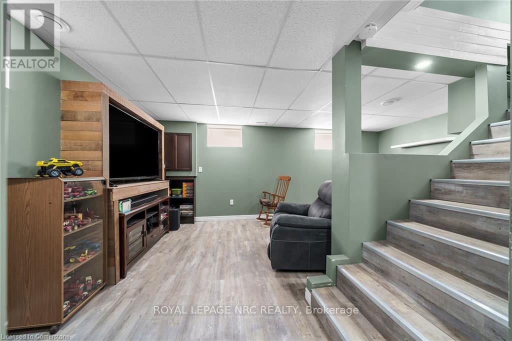 












2970 LAKESHORE ROAD

,
Haldimand,




Ontario
N1A2W8


