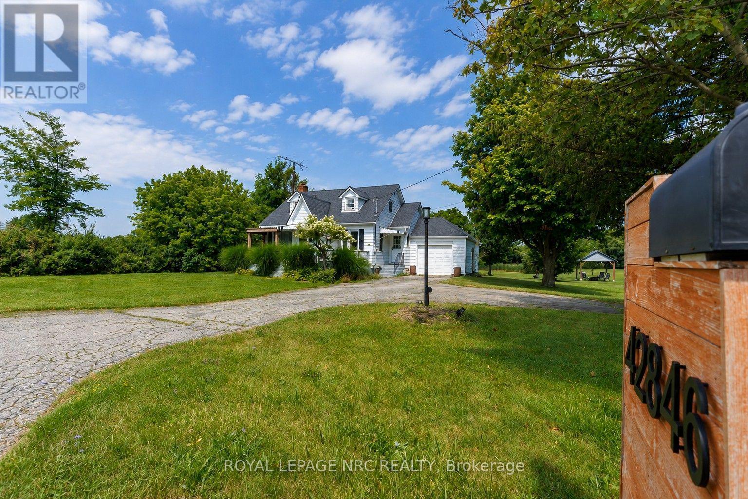 












42846 3 HIGHWAY

,
Wainfleet (Marshville/Winger),




Ontario
L0S1V0

