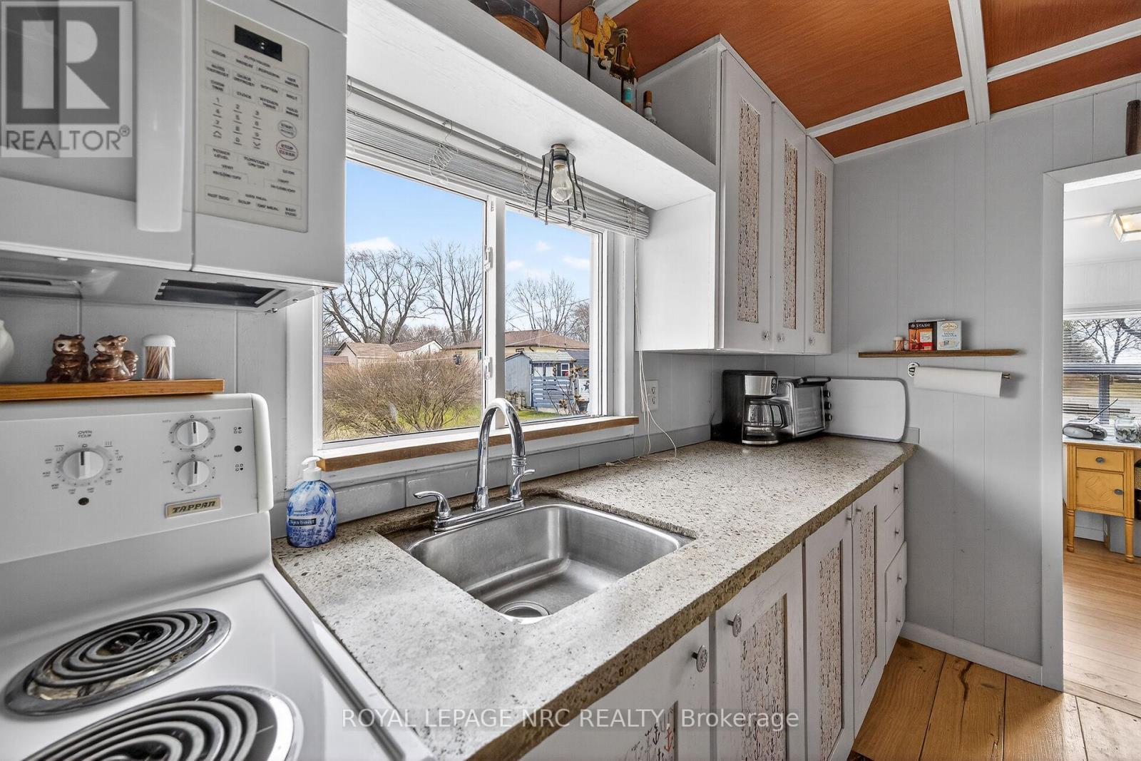 












49 HEATHER LANE

,
Haldimand,




Ontario
N0A1P0

