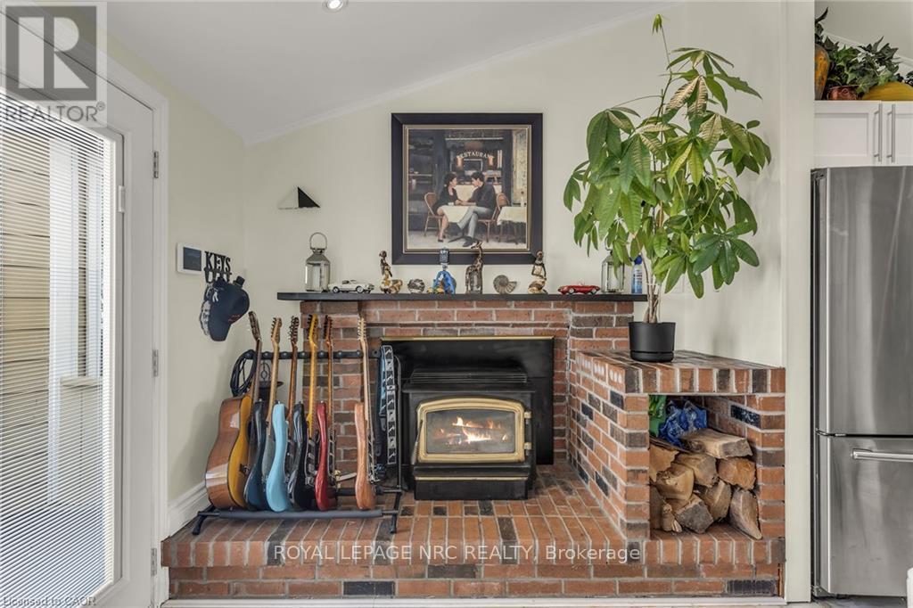 












817 LAKESHORE ROAD

,
Haldimand,




Ontario
N0A1P0

