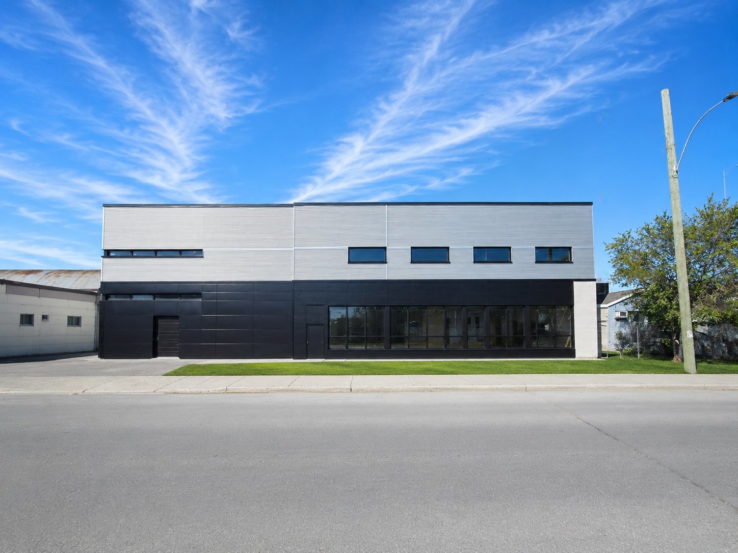 









7925


18e Avenue

,
Montréal (Villeray/Saint-Michel/Parc-Extension),




QC
H1Z3S1

