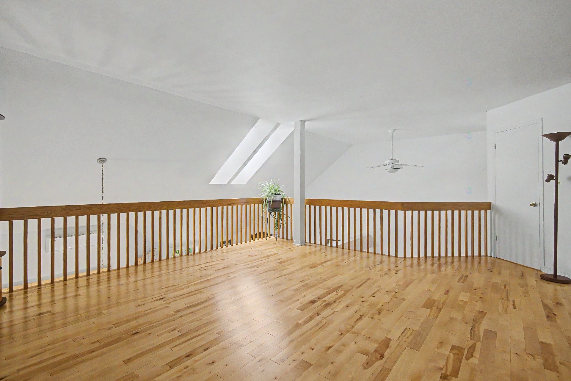 









1810


Rue De Chambly

, 3,
Saint-Bruno-de-Montarville,




QC
J3L6B4

