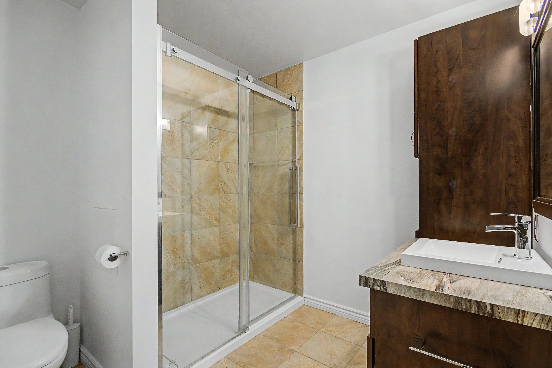 









1810


Rue De Chambly

, 3,
Saint-Bruno-de-Montarville,




QC
J3L6B4

