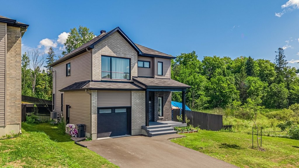 









380


Rue du Petit-Village

,
Gatineau (Masson-Angers),




QC
J8M1Z8


