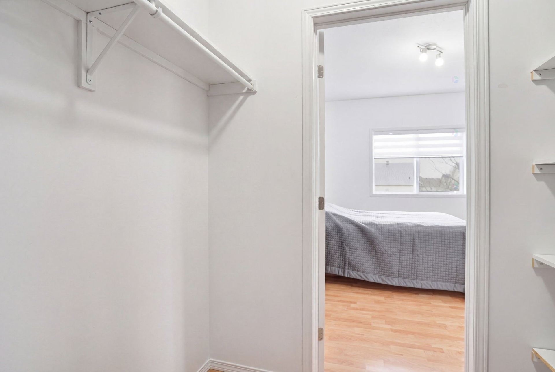 









320


Boul. du Plateau

, 3,
Gatineau (Hull),




QC
J9J0C8

