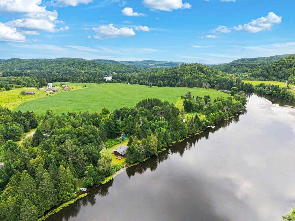 









61


Ch. Charron

,
L'Ange-Gardien,




QC
J8L2W9

