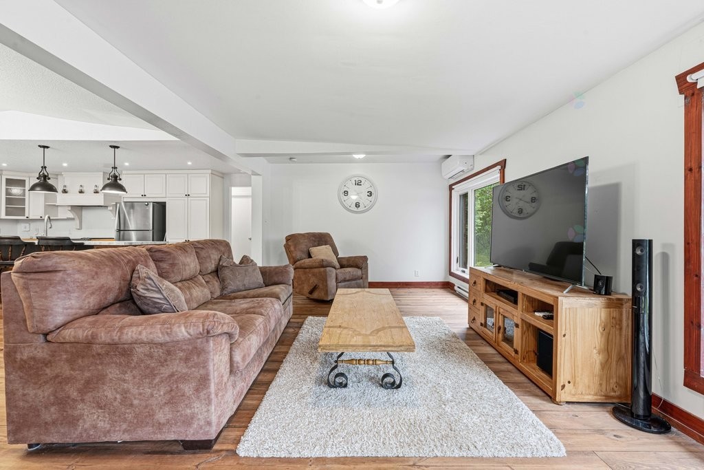 









61


Ch. Charron

,
L'Ange-Gardien,




QC
J8L2W9

